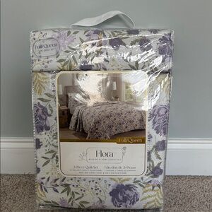 Flora 3-Piece Quilt Set - Lavender and White